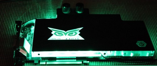 ASUS GeForce GTX 980 Ti STRIX Gaming ICE 02