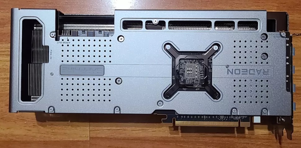 Radeon RX 7900 Golden Rabbit Edition 3