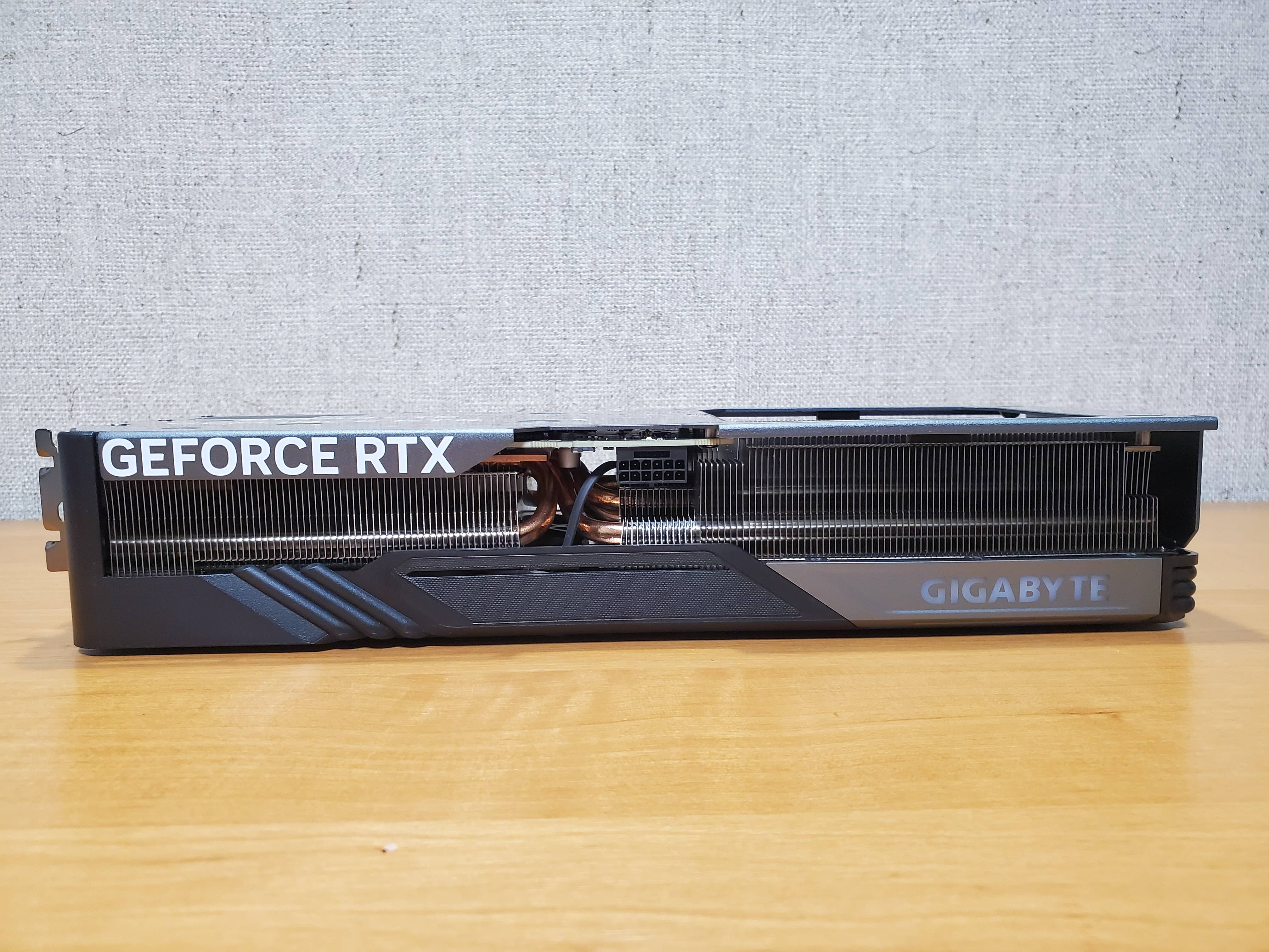 Обзор и тестирование видеокарты GIGABYTE GeForce RTX 4070 Ti SUPER ...