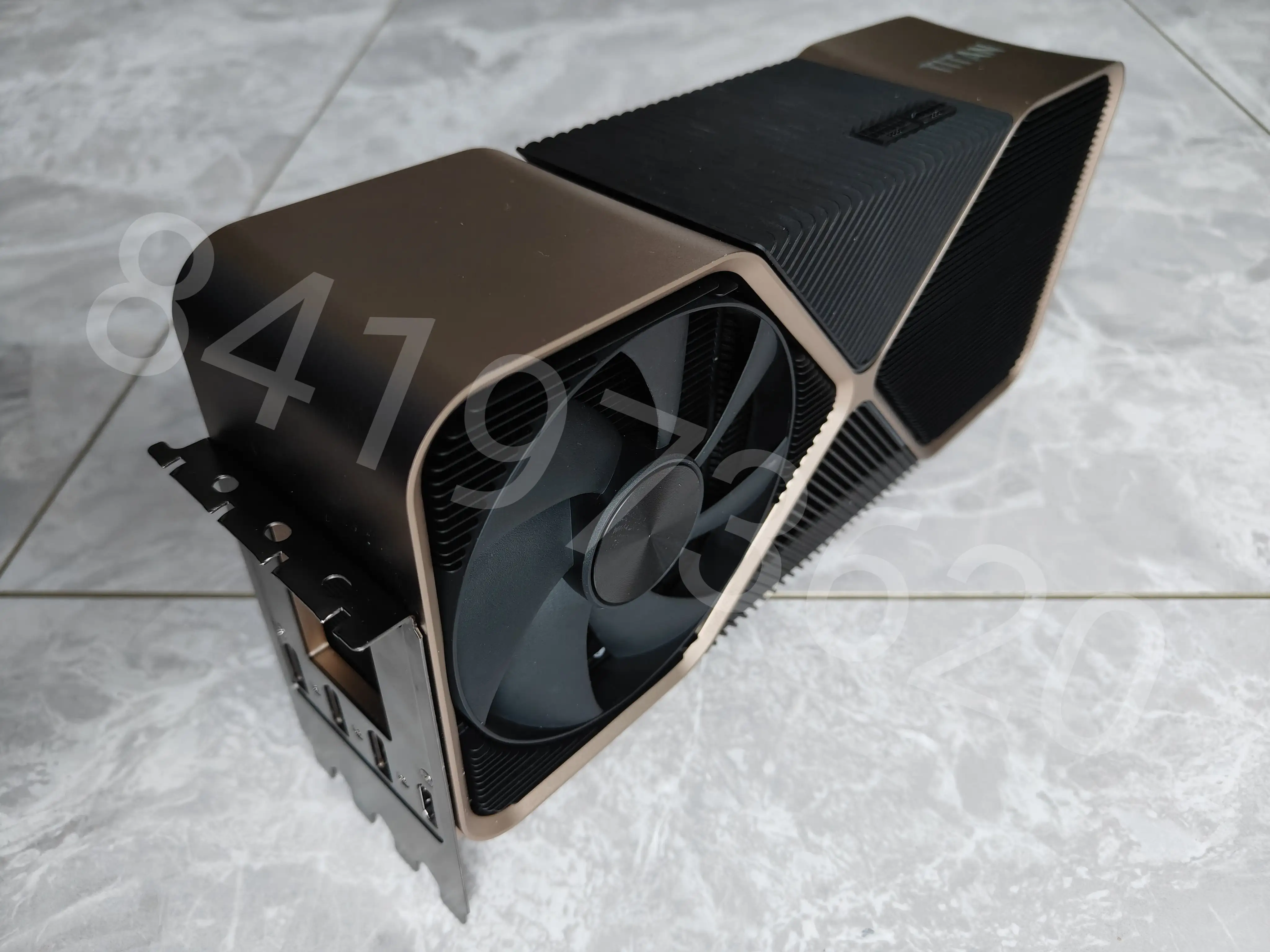 G8Wej7aa4AIm2BN gamegpu