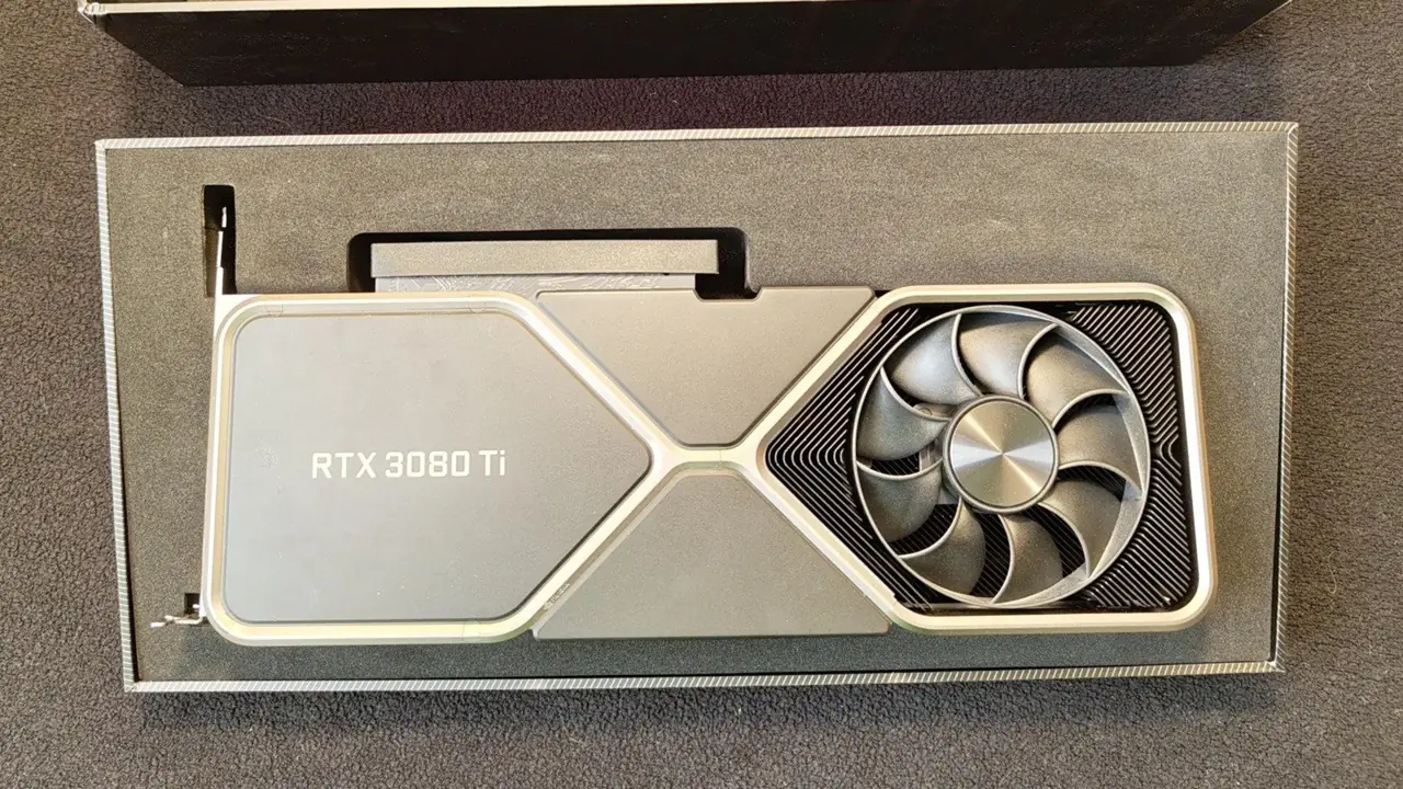 Энтузиаст протестировал инженерный образец RTX 3080 Ti на 20 ГБ