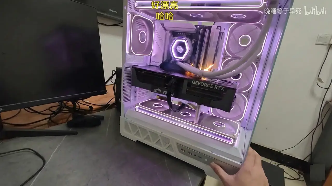 RTX 5090 загорелась при первом включении компьютера