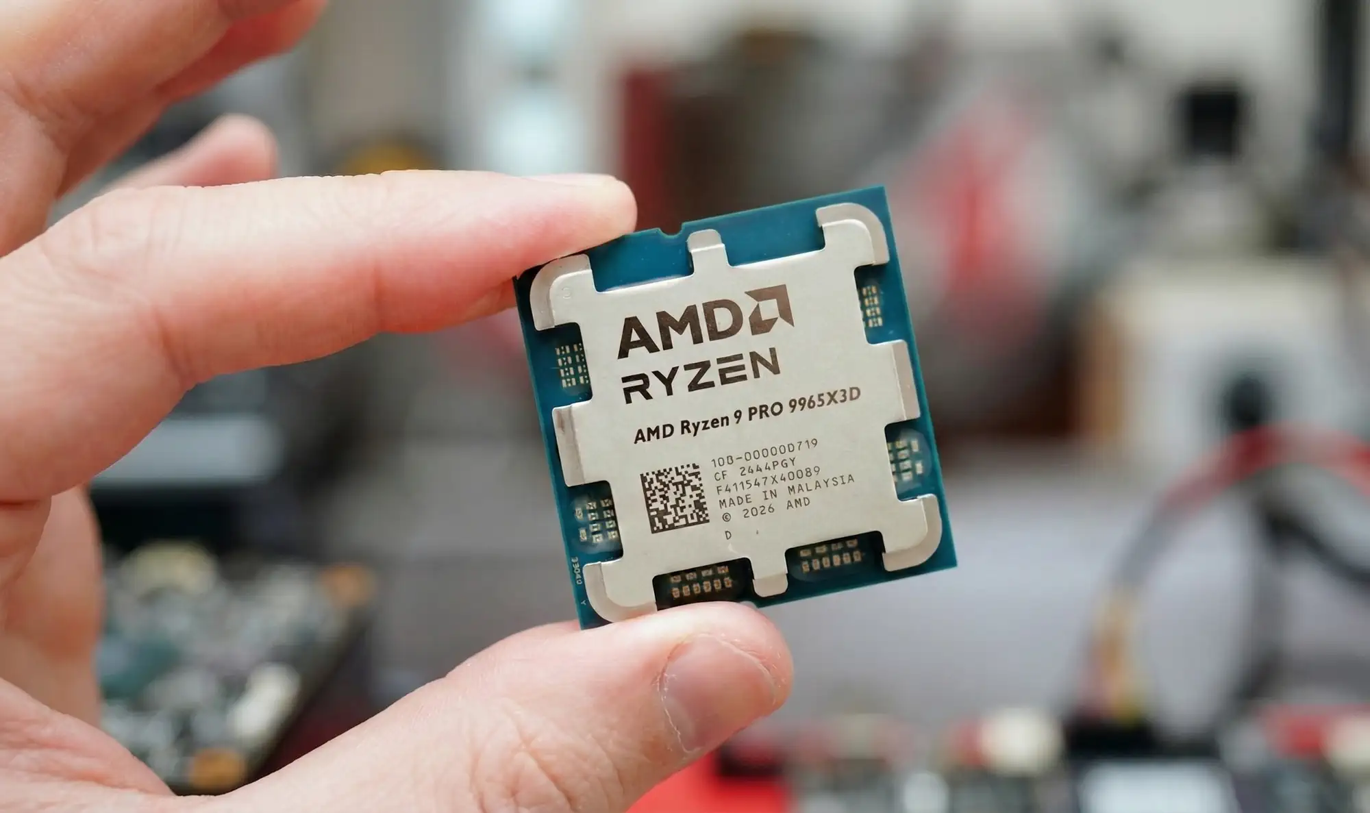 AMD готовит 16-ядерный Ryzen 9 PRO 9965X3D с 3D V-Cache