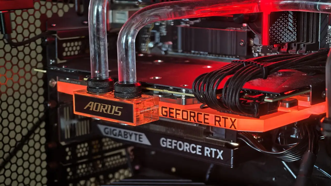 Сборка в 1.5 видеокарты для Lossless Scaling: RTX 3090 в паре с крошечной RTX 5060