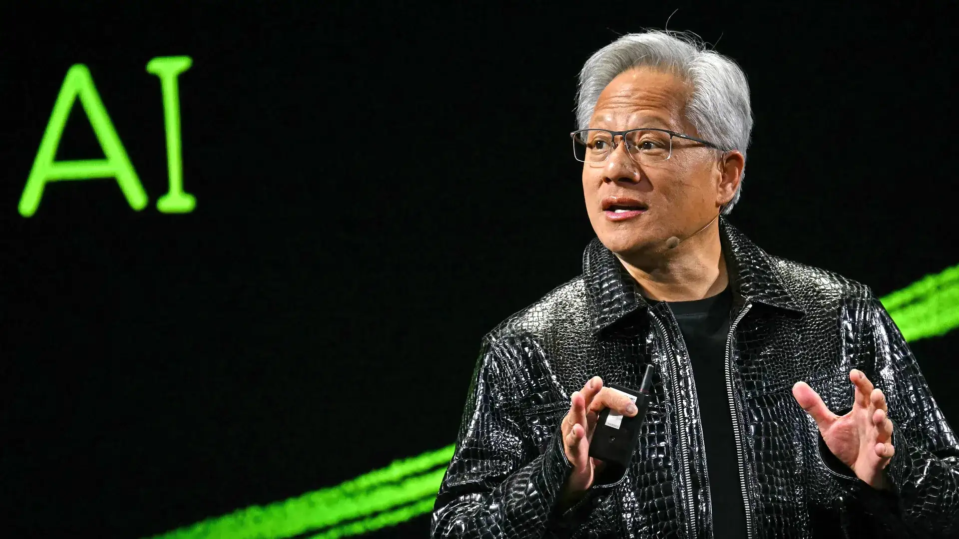 Глава NVIDIA считает, что искусственный интеллект достиг AGI
