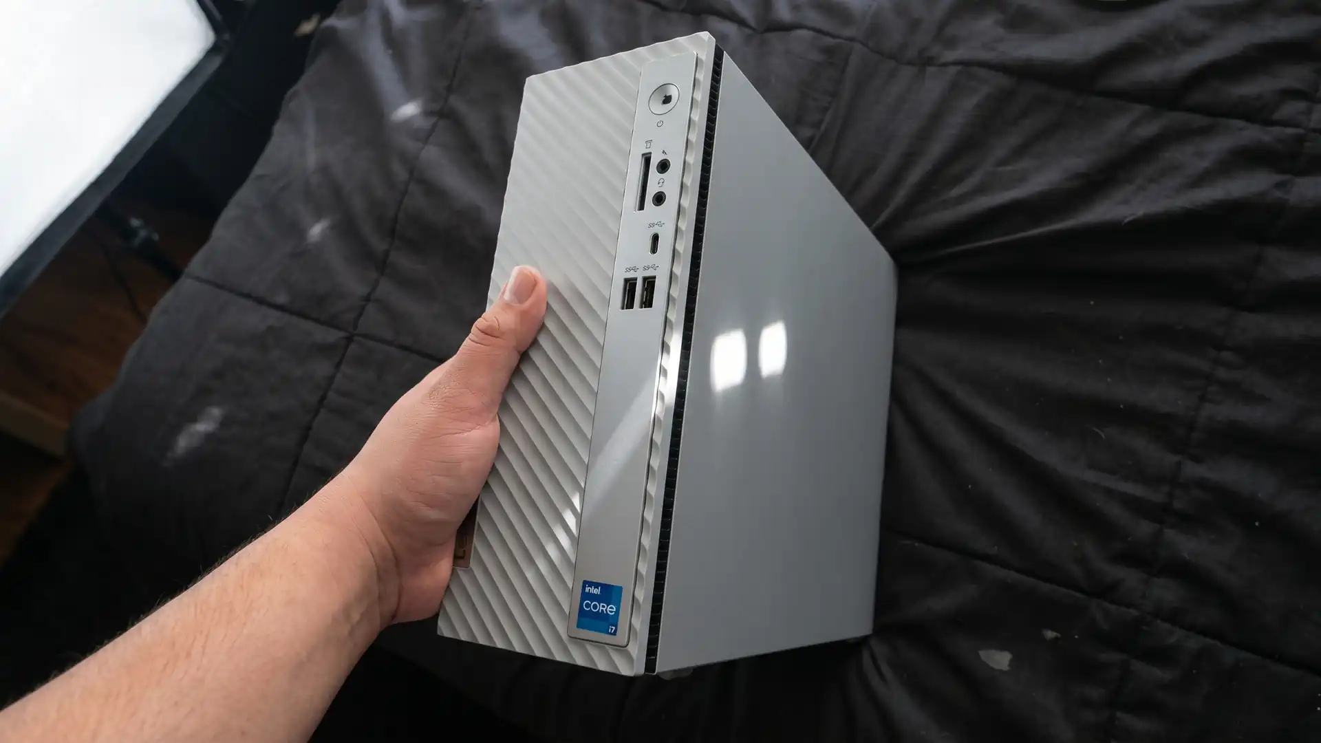 Геймер нашел ПК с процессором Intel Core i7 12700K всего за 20$