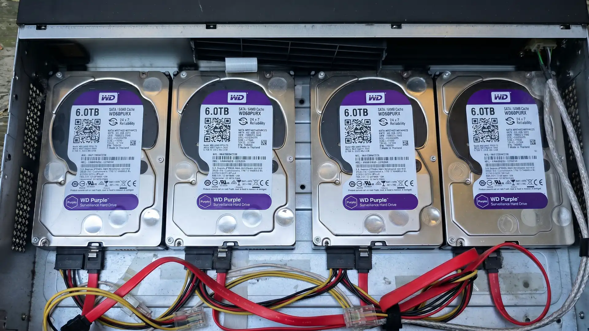 Пользователь бесплатно получил 24 ТБ HDD из списанной системы видеонаблюдения