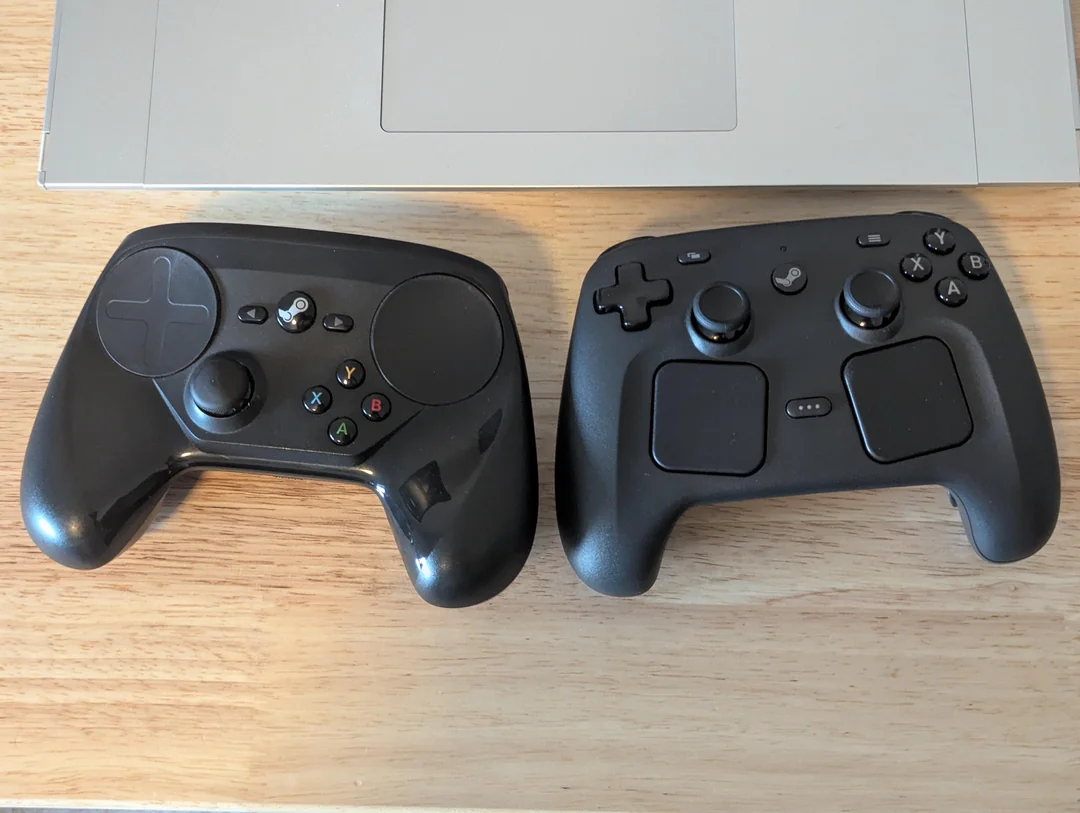 my preorder steam controller next to my day one steam v0 9gf1zqitl00h1