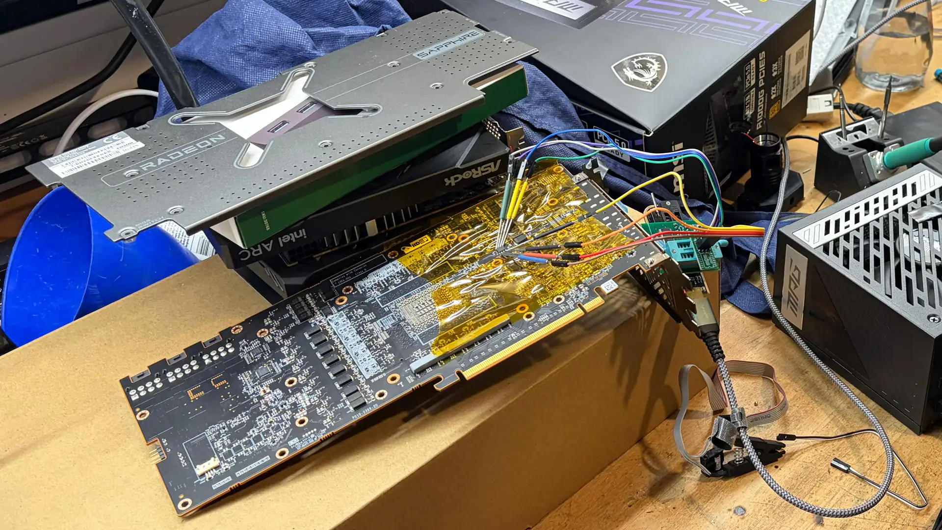 Восстановление Sapphire RX 7900 XTX Nitro Plus после сбоя прошивки BIOS