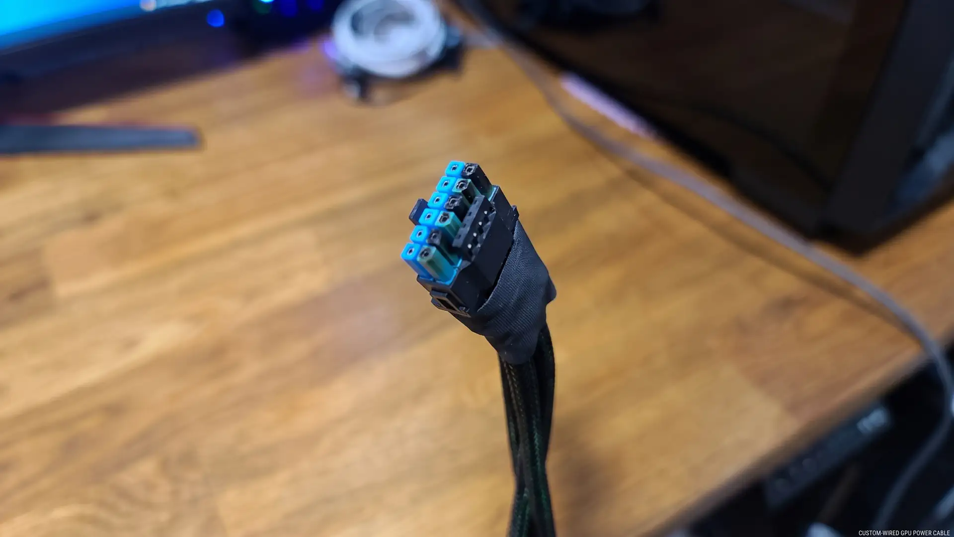 Нестабильная работа Sapphire RX 9070 XT Nitro+ оказалась связана с деградацией разъема 12VHPWR