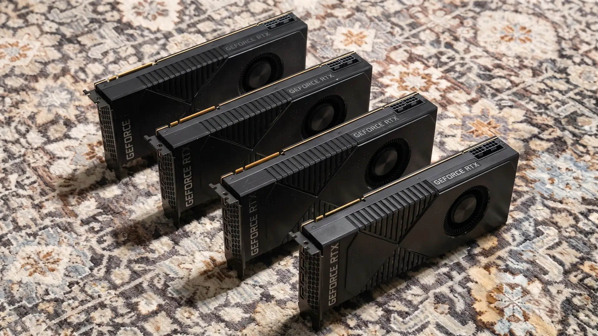 Пользователь приобрел четыре видеокарты GeForce RTX 2080 Ti за $600