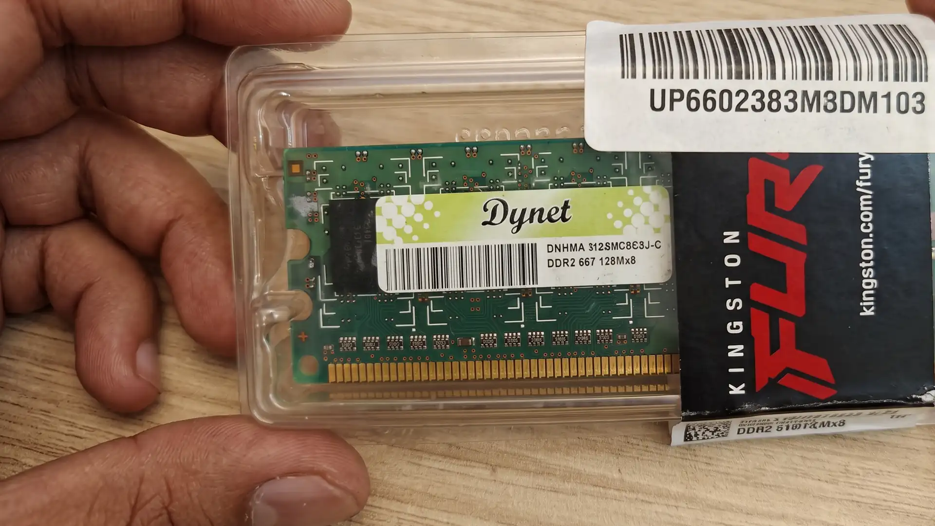 Покупатель Amazon заказал DDR5 за $200 но получил старую память DDR2