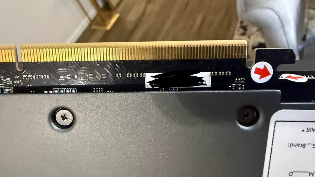 Причиной отказа в гарантии RTX 4090 от Gigabyte назвали поломку текстолита