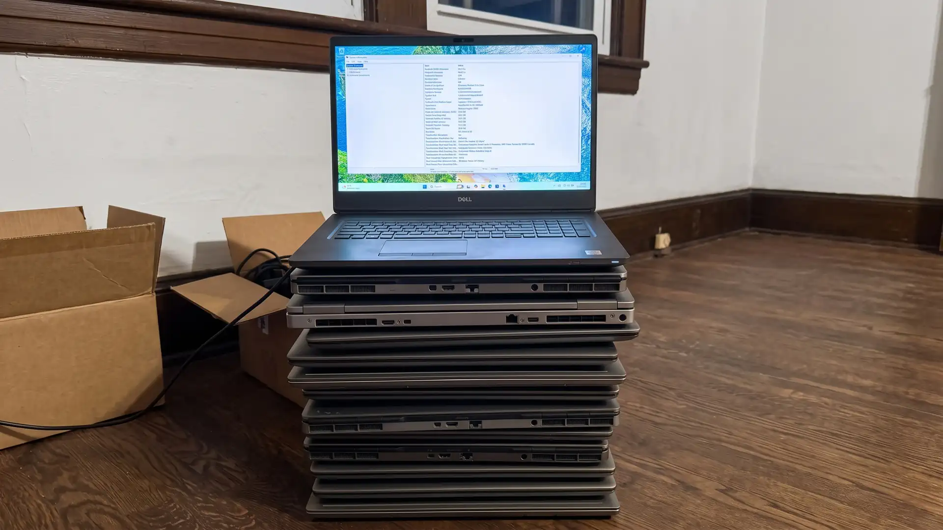 Пользователь бесплатно получил 14 Dell Precision 7750 стоимостью до $12000