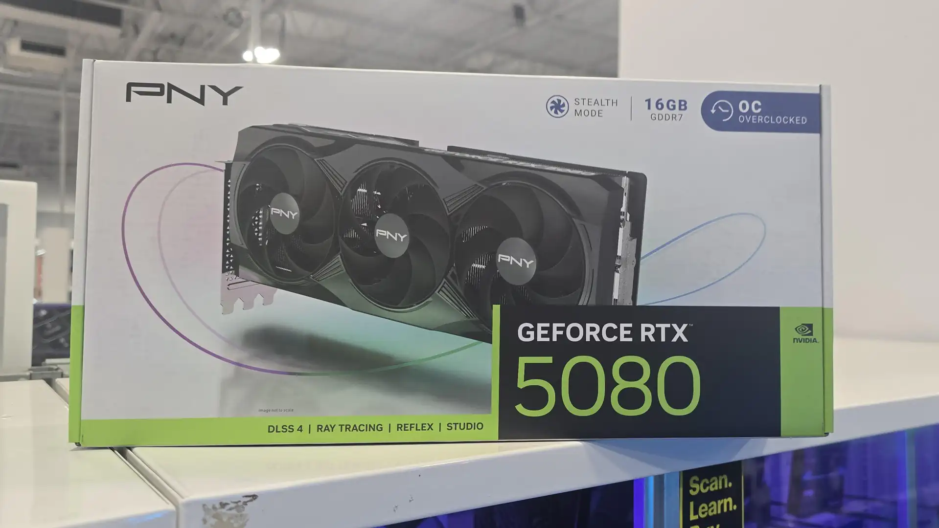 Покупатель упустил в Best Buy распечатанную GeForce RTX 5080 за $1299