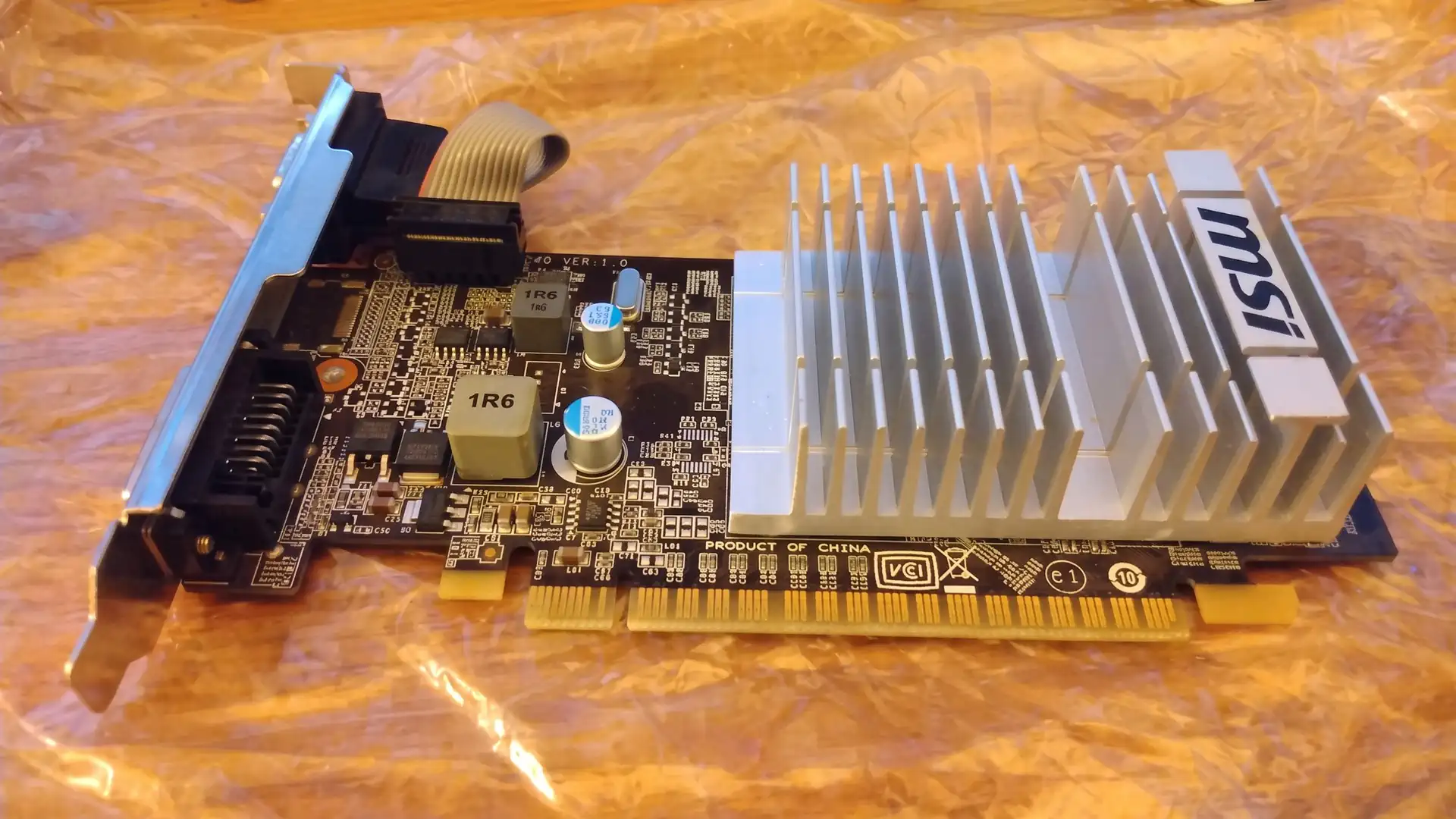 Разработчик  игры купил GeForce 8400 GS за $10 для поиска абсолютного минимума