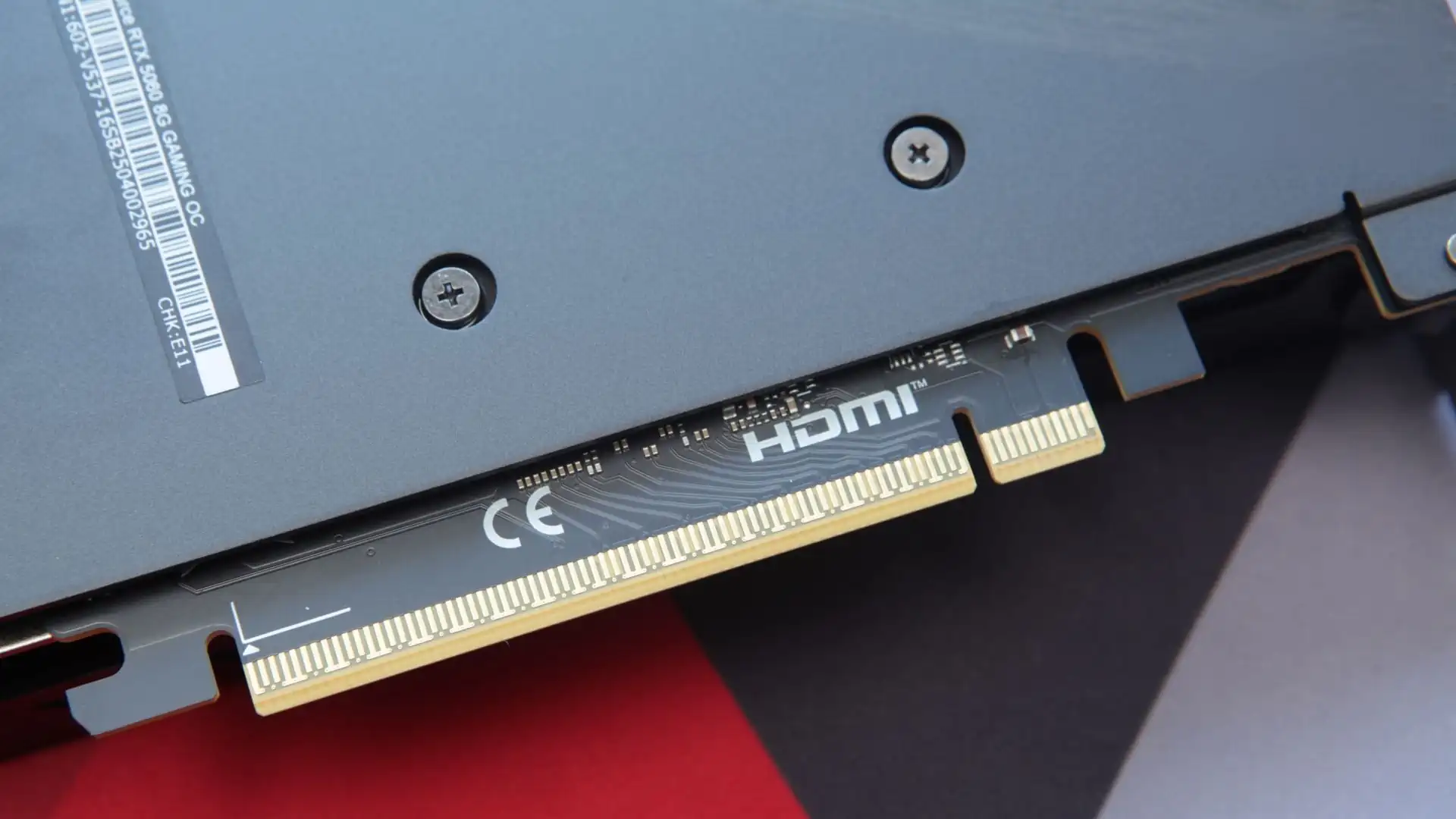 RTX 5060 и RTX 5050 сильно страдают от нехватки VRAM на старых PCIe 3.0 системах