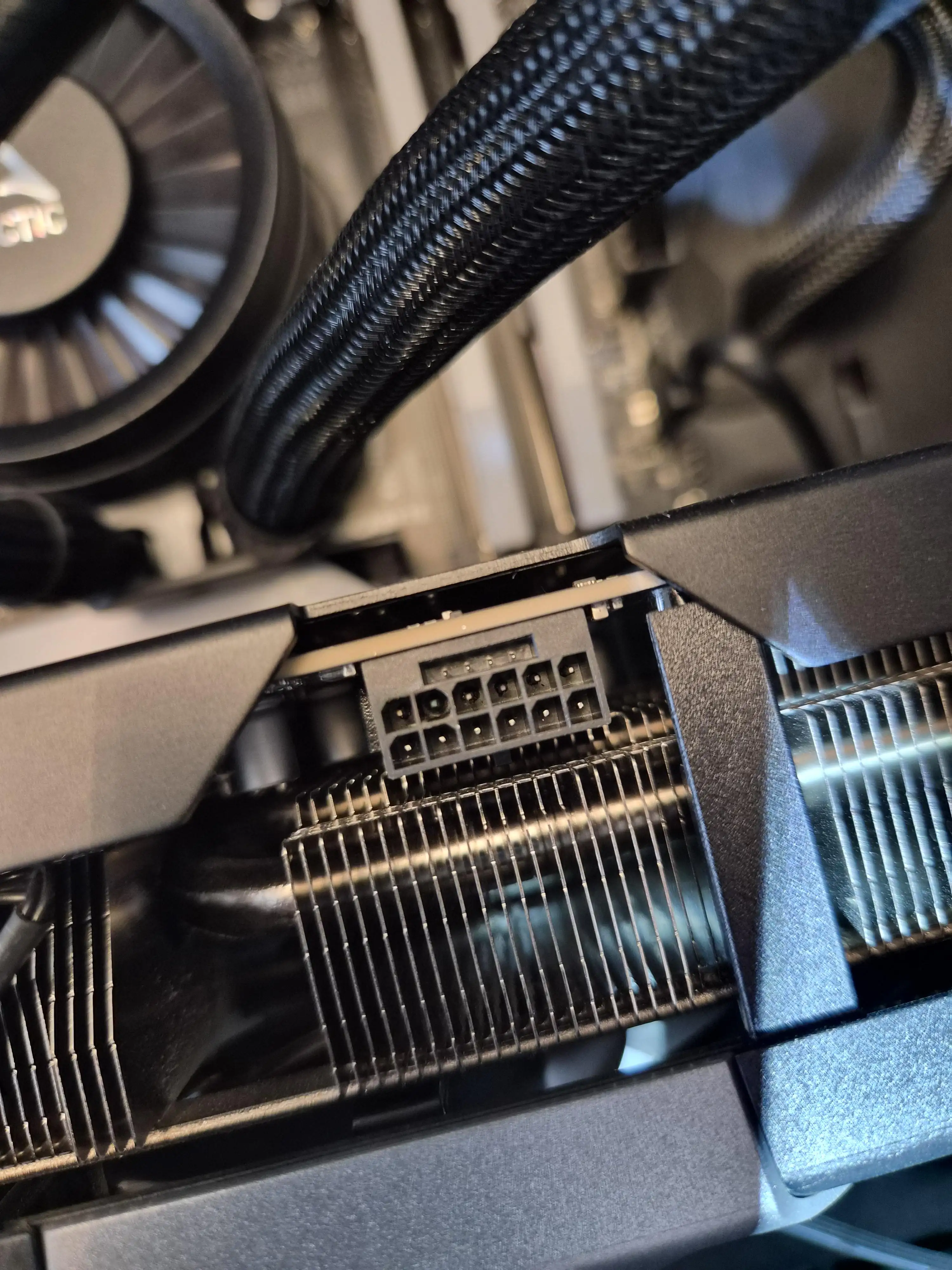 trz9emj7wnuh1 gpu