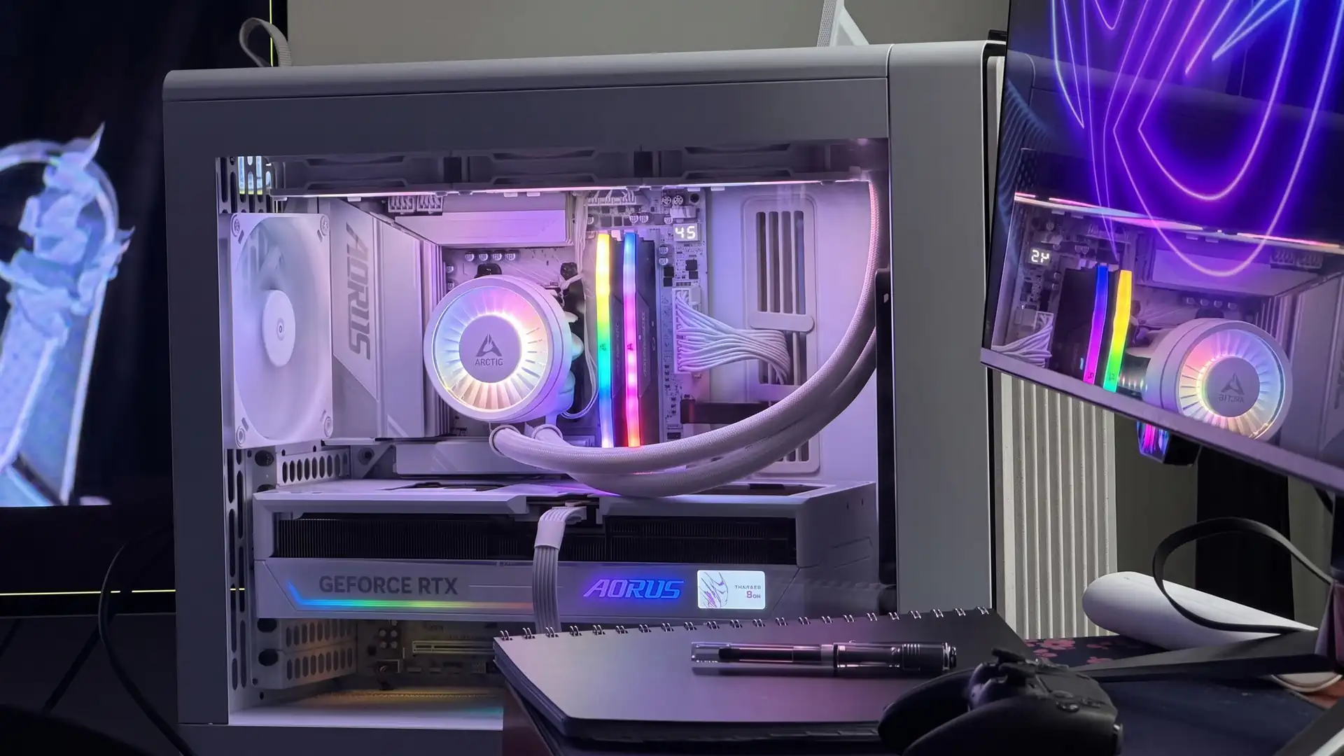 GeForce RTX 5090 Aorus Master Ice приобрели по знакомству в Micro Center за $2999 при цене $5199