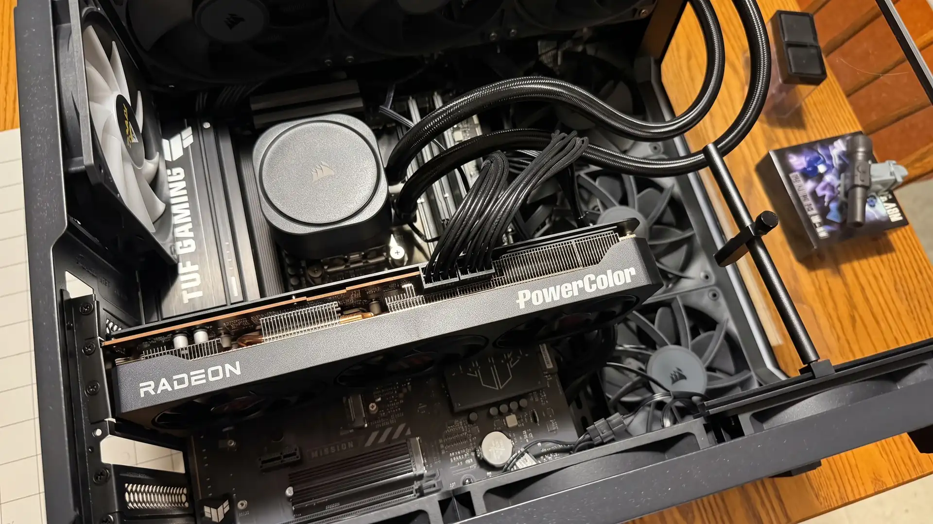 PowerColor Radeon RX 9070 досталась покупателю на Amazon всего за $493 через Amazon Resale 