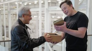 Дженсен Хуанг лично вручил DGX Spark Илону Маску
