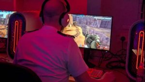 На авианосце HMS Prince of Wales установили киберспортивный зал с RTX 4080 и LAN-боями в Halo