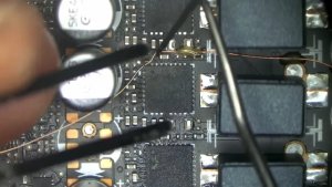 RTX 5090 с треснувшей платой удалось восстановить