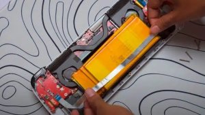 Энтузиаст увеличил батарею в ASUS ROG Ally до 90 Вт·ч