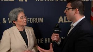 AMD: чипы из США обходятся дороже, но обеспечивают устойчивость поставок