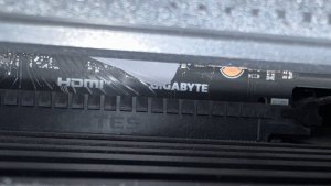 GIGABYTE: термогель течёт уже и на видеокартах RX 9000