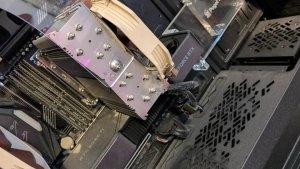 Пользователь купил системник за $32 и нашёл внутри топовую сборку Puget Systems на $8000