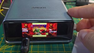 DOOM снова удивляет — теперь он запущен на зарядном устройстве Anker