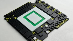 Энтузиаст создал подставку под напитки в форме платы RTX 5090 Founders Edition