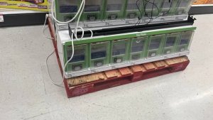 Крупные ритейлеры массово убирают Xbox с полок