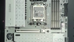 Colorful готовит iGame B850 ARK и флагманскую X870E Fire God с 5 M.2
