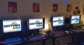 Энтузиаст воссоздал аркадную Link System для Daytona USA на четырех ПК