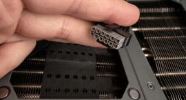 Владелец Sapphire Radeon RX 9070 XT Nitro показал разъем 12VHPWR после полугода использования
