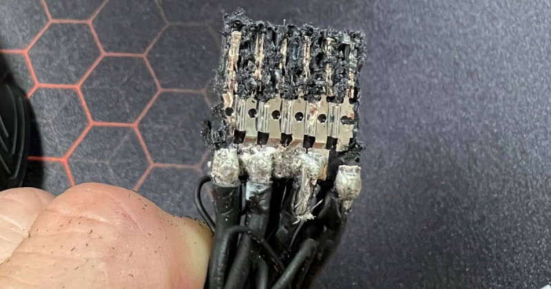 12VHPWR power connector