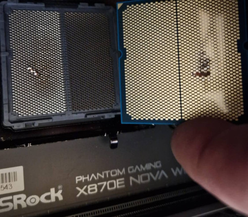 Ryzen 9 9800X3D ASRock