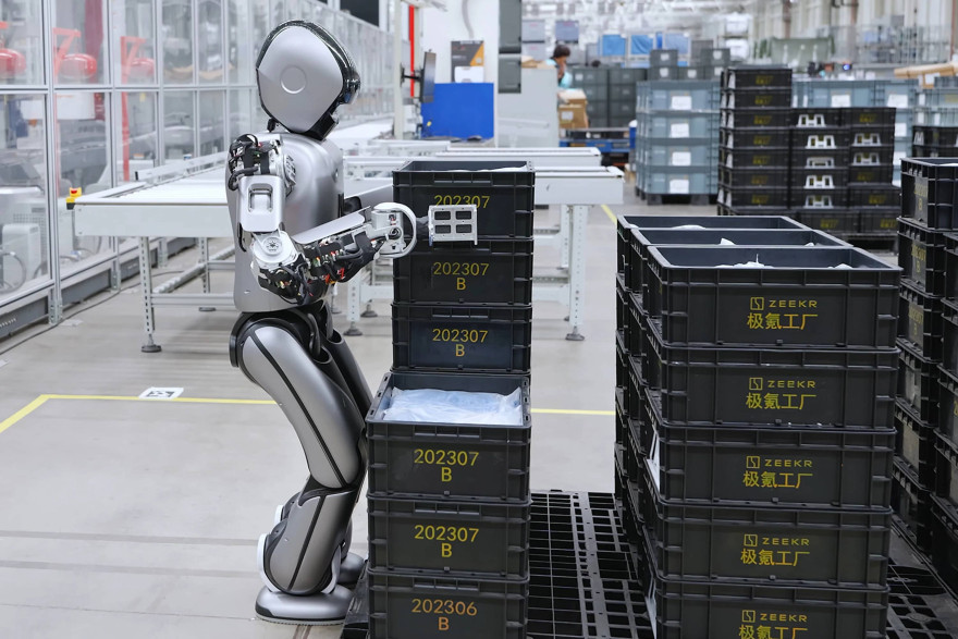 Foxconn robots