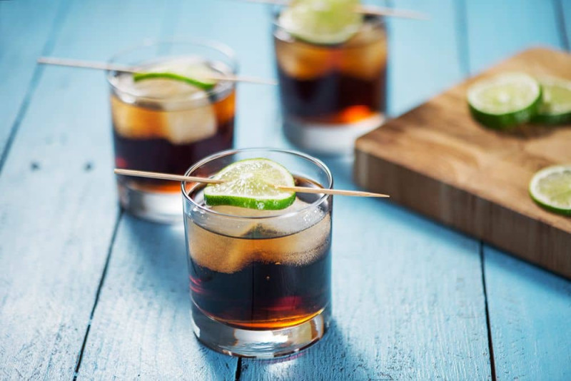 rum coke 5a8f3360875db90036ac14ca