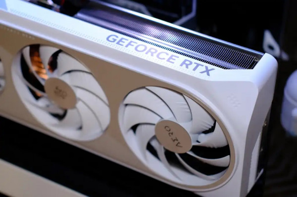 RTX 4070 Ti 1