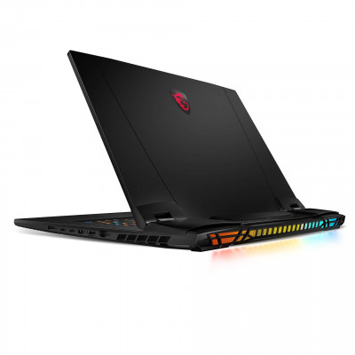 MSI NB Titan GT77 photo04