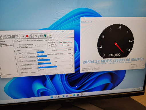 31 intel i samsung zaprezentowali nosnik polprzewodnikowy typu pci express 5 0 o wydajnosci ponad 13 000 mb s oraz pojemnosci 15 tb 2 b 2