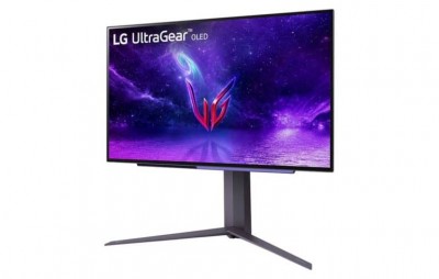 LG ULTRAGEAR OLED MONITOR 3 768x489